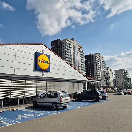 Apartament Wsrod 1000Cy Swiatel - Z Parkingiem W Hali Garazowej- Duzy Balkon Z Lezakami - Piekny Widok Noca Na Panorame Tysiaclecia Katowice Eksteriør billede