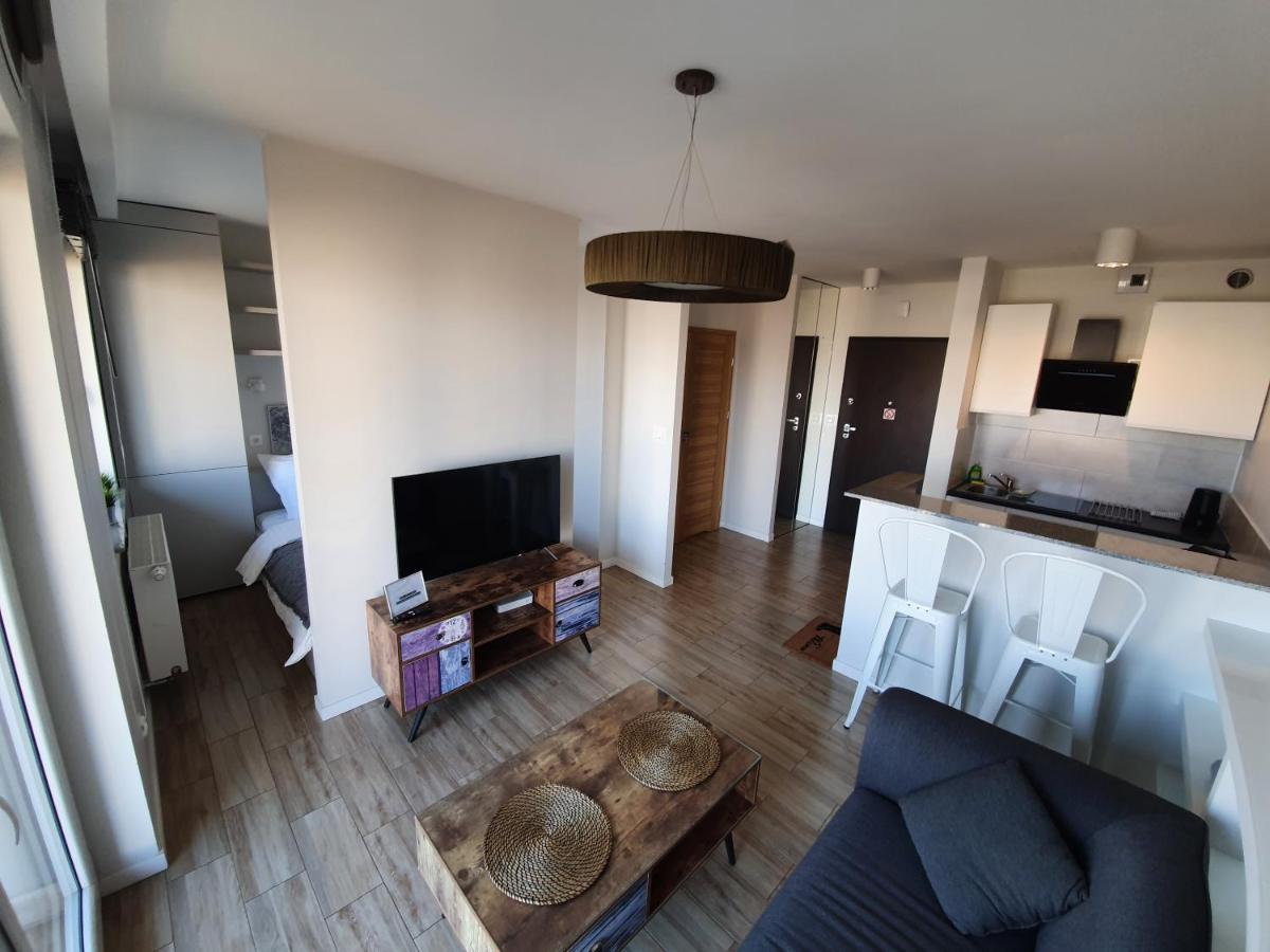 Apartament Wsrod 1000Cy Swiatel - Z Parkingiem W Hali Garazowej- Duzy Balkon Z Lezakami - Piekny Widok Noca Na Panorame Tysiaclecia Katowice Eksteriør billede